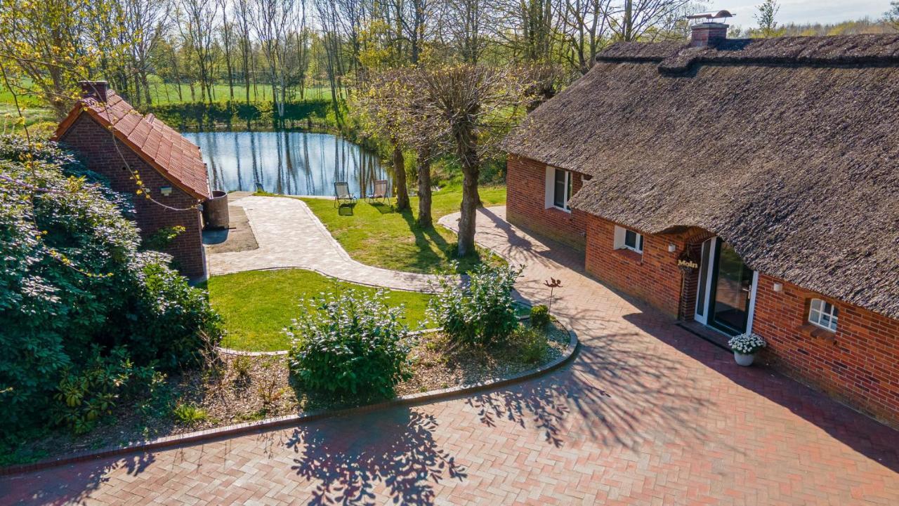 SüdbrookmerlandReetdach Ostfriesenhaus别墅 外观 照片